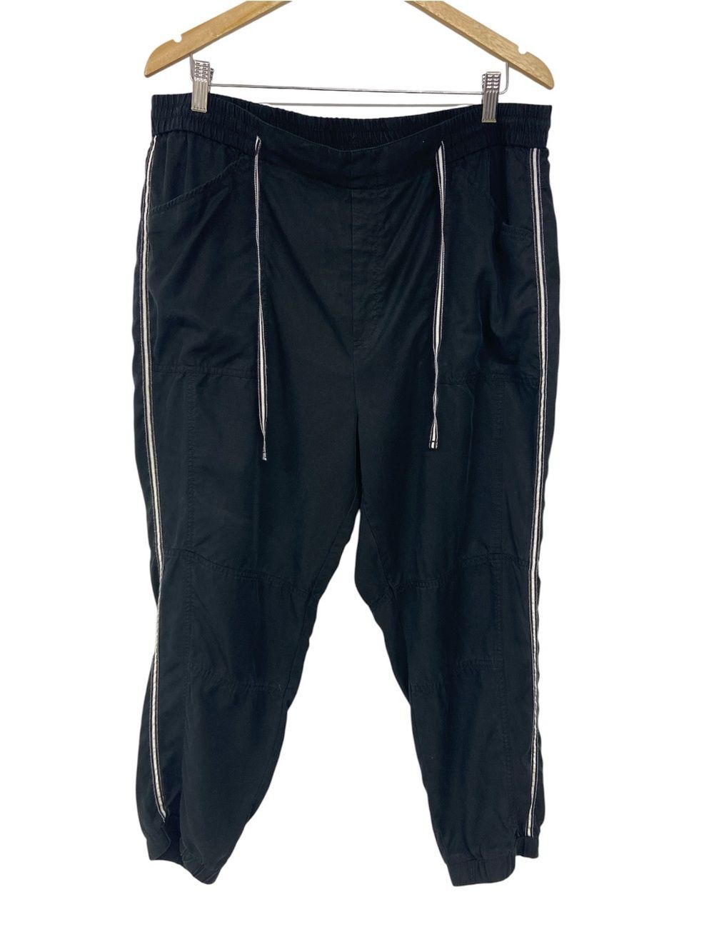 Banana Republic Black with White Side Stripe Joggers Size XL
